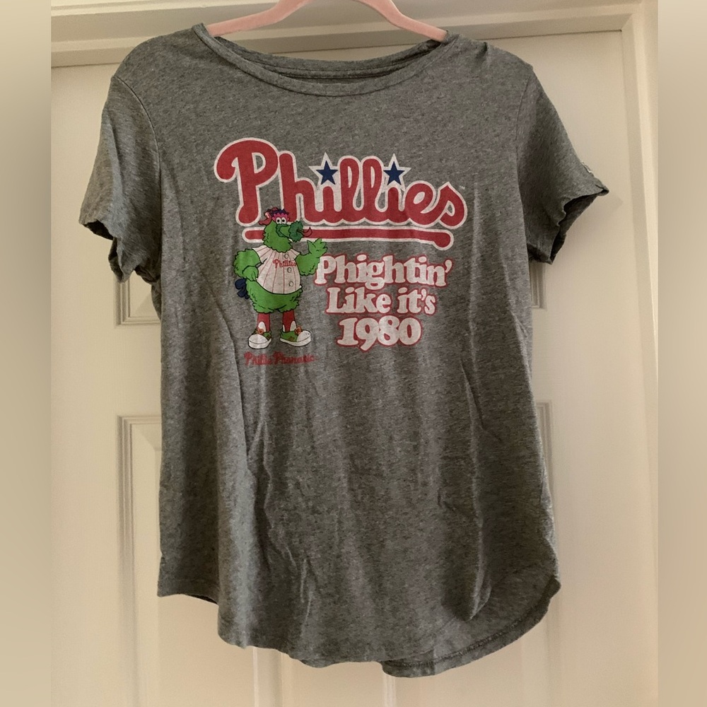 Tailgate (American Eagle) Philadelphia Phillies T-Shirt